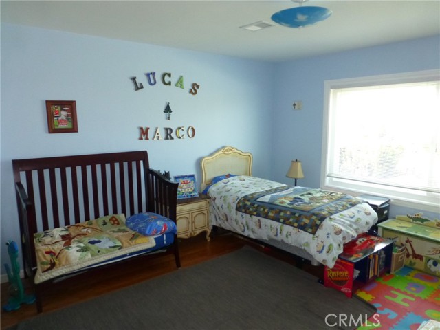 241 Paseo De Granada, Redondo Beach CA: https://media.crmls.org/medias/4ecf5e9a-805e-4a78-b209-b83e9bdd6a83.jpg