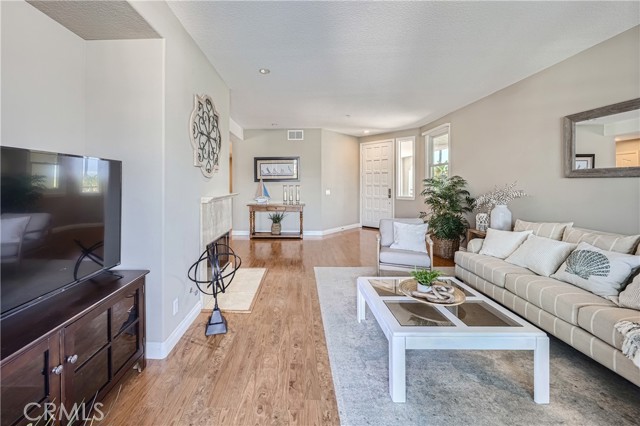 Detail Gallery Image 15 of 39 For 4167 Warner Ave #101,  Huntington Beach,  CA 92649 - 2 Beds | 2 Baths