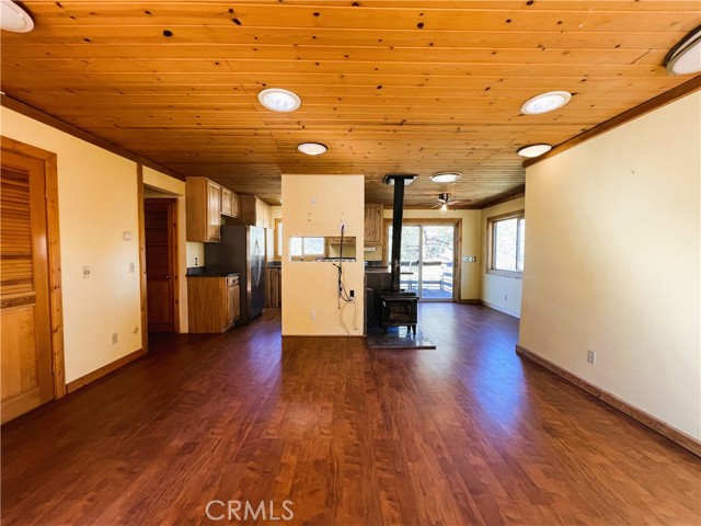 Detail Gallery Image 5 of 29 For 2200 St Anton Dr, –,  CA 93222 - 3 Beds | 3 Baths