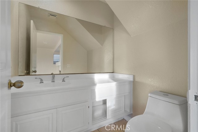 Detail Gallery Image 13 of 48 For 8147 Whitney Dr, Riverside,  CA 92509 - 4 Beds | 2/1 Baths