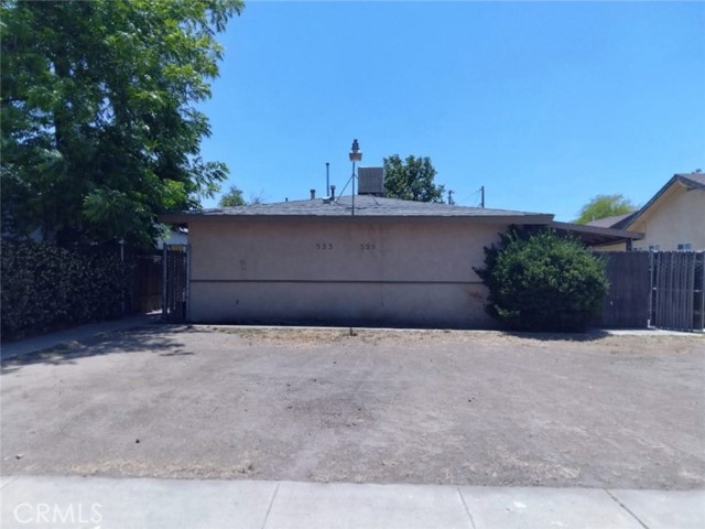 523 31st Street, Bakersfield CA: https://media.crmls.org/medias/4ed16e3a-5a74-46e6-a020-2b6290768d69.jpg