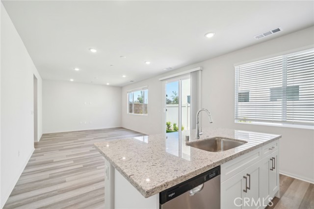 2097 Bergamot Street, Redlands CA: https://media.crmls.org/medias/4ed22de1-def9-4e16-8b58-f9fea0e58b79.jpg