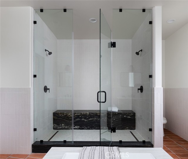 Detail Gallery Image 11 of 17 For 18012 Hazel Ct, Fountain Valley,  CA 92708 - 3 Beds | 3/1 Baths