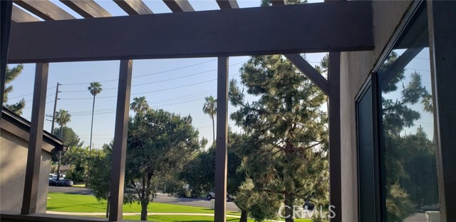 Detail Gallery Image 33 of 39 For 1350 Cabrillo Park Dr #F,  Santa Ana,  CA 92701 - 1 Beds | 1 Baths