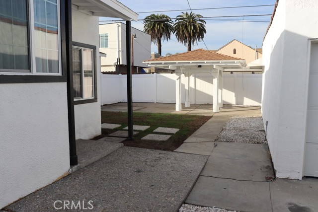 Detail Gallery Image 14 of 75 For 1917 W 74th, Los Angeles,  CA 90047 - 4 Beds | 3 Baths