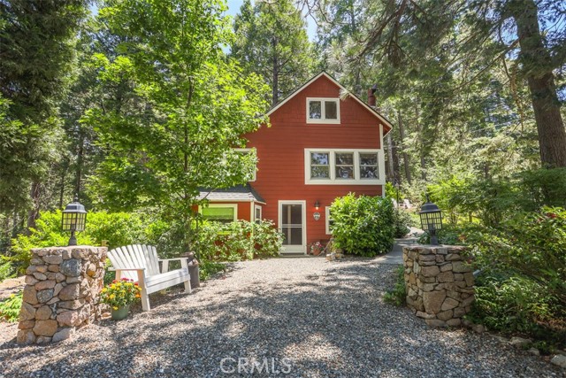 433 Milburn Road, Lake Arrowhead CA: https://media.crmls.org/medias/4ed45b76-9ab7-481d-a3bf-eb538ab8a79b.jpg