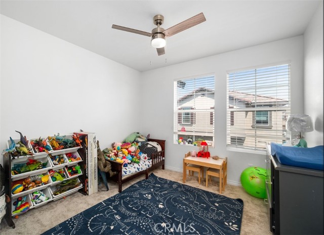 Detail Gallery Image 33 of 50 For 2502 Gunner Ridge Way, Rialto,  CA 92377 - 3 Beds | 2/1 Baths