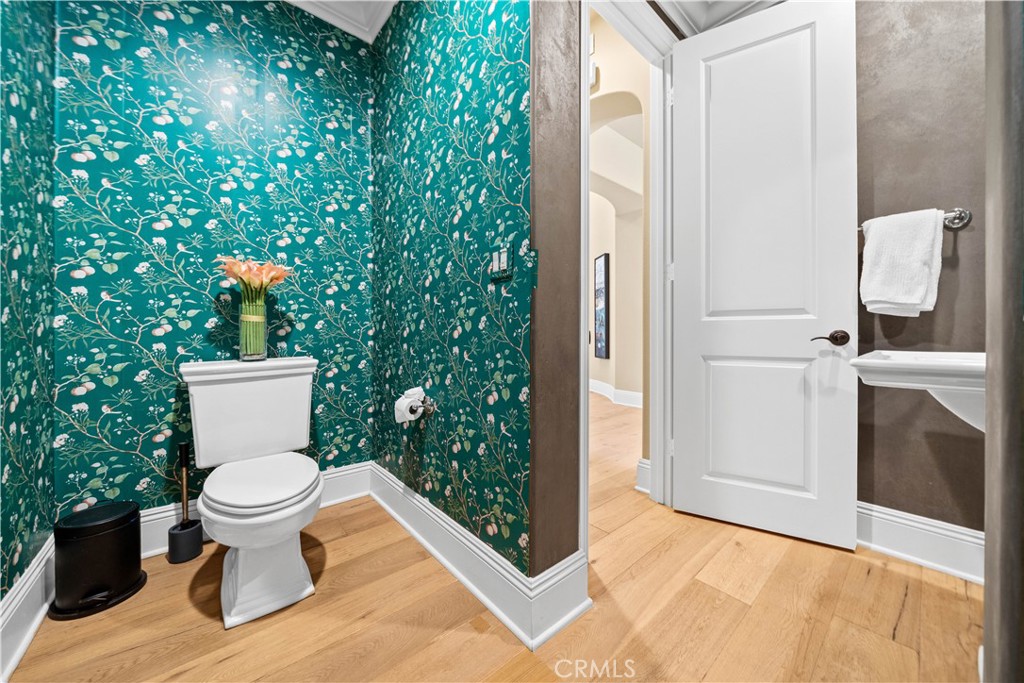 https://media.crmls.org/medias/4ed6a16b-c65d-417a-82a1-a3dda9843d04.jpg?preset=X-Large