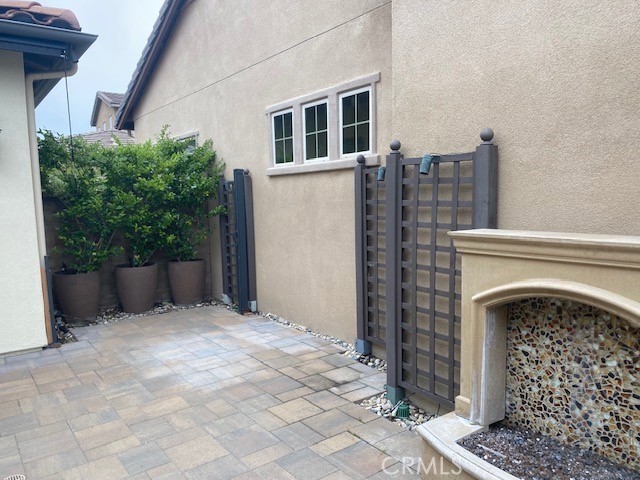 Front Image Thumbnail for CROC26047945