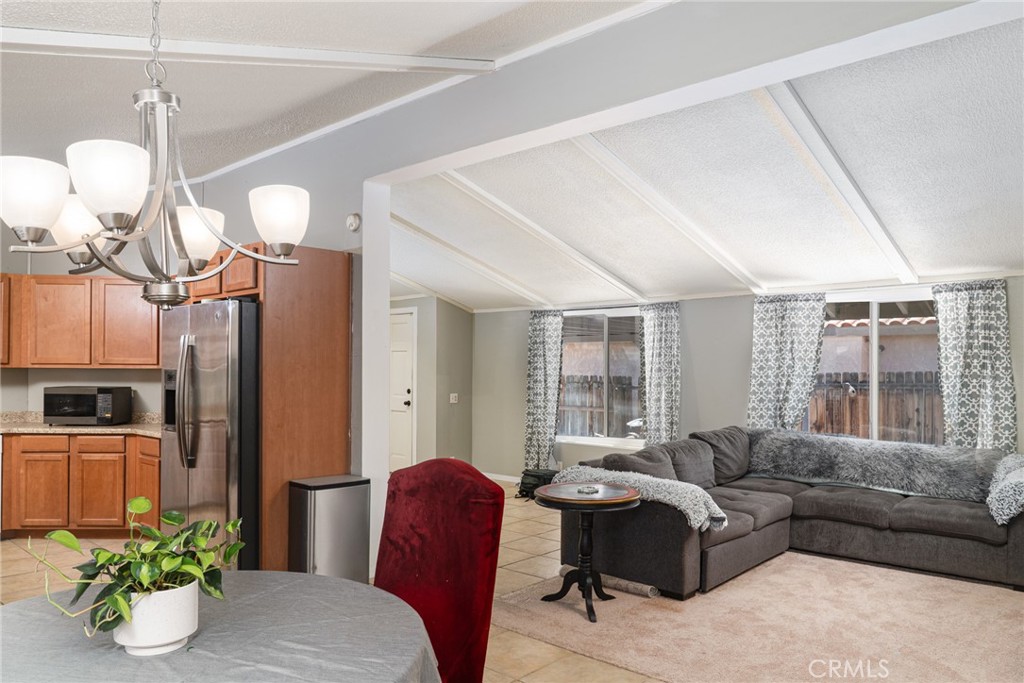 52871 Avenida Herrera