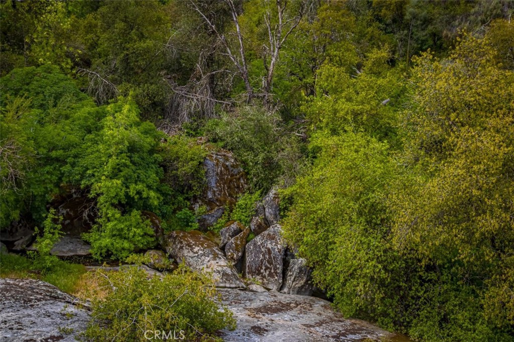 https://media.crmls.org/medias/4ed6e206-defb-4cee-b30c-cceb1262649a.jpg?preset=X-Large