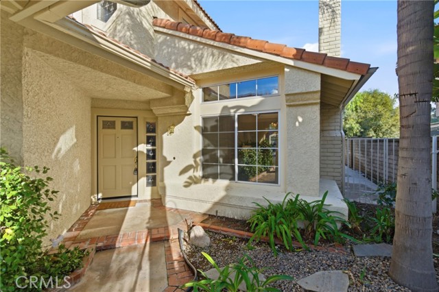 Detail Gallery Image 4 of 67 For 28360 Easton Ln, Saugus,  CA 91350 - 5 Beds | 3 Baths