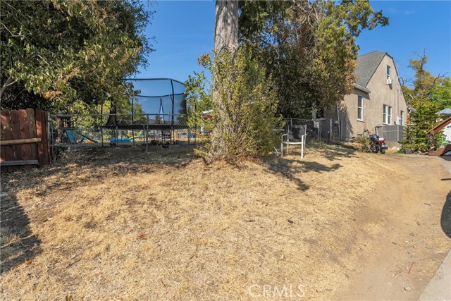 1225 Floral Avenue, Oroville CA: https://media.crmls.org/medias/4ed727e6-e0fc-4f24-b54f-1aeefc3420c9.jpg
