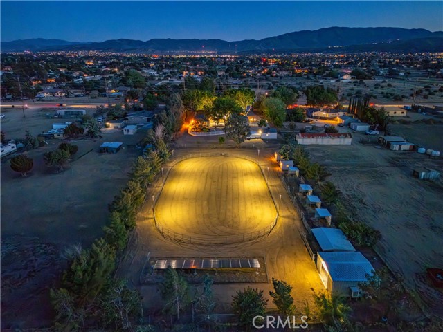 Detail Gallery Image 2 of 74 For 2755 W Avenue, Palmdale,  CA 93551 - 5 Beds | 3/1 Baths