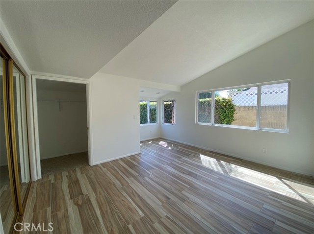 11422 Harrisburg Road, Los Alamitos CA: https://media.crmls.org/medias/4ed9603a-650a-40d5-8418-3269a61f90c7.jpg