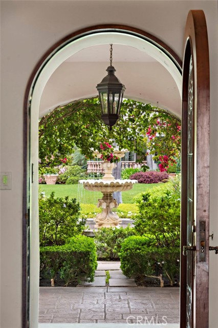 property-img