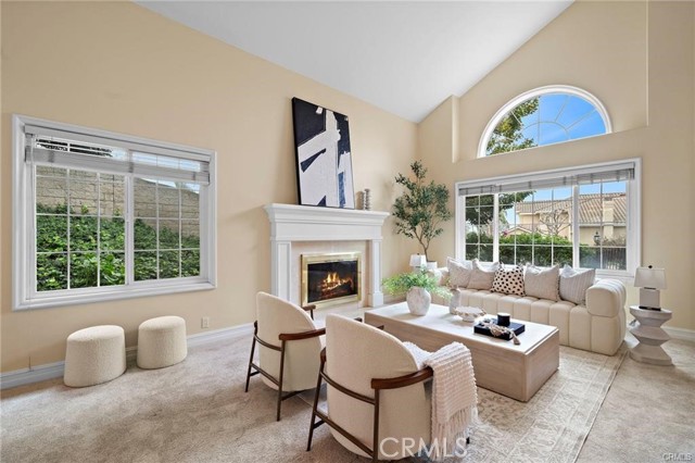 2811 N Roxbury, Orange CA: https://media.crmls.org/medias/4ed9f021-a30e-422a-b860-e7eb93c920a1.jpg