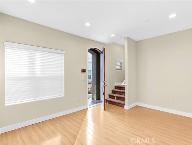 Detail Gallery Image 3 of 10 For 723 S Stoneman, Alhambra,  CA 91801 - – Beds | – Baths