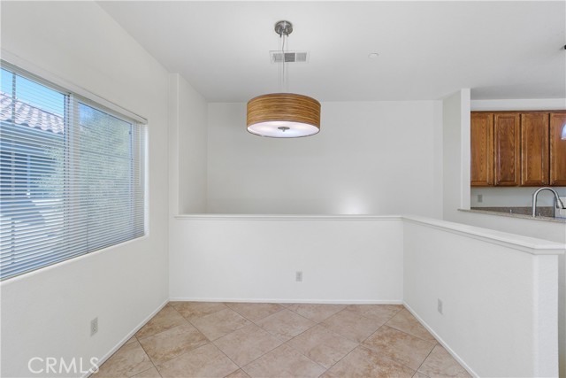 Detail Gallery Image 11 of 40 For 93 Kansas #202,  Redlands,  CA 92373 - 2 Beds | 2 Baths