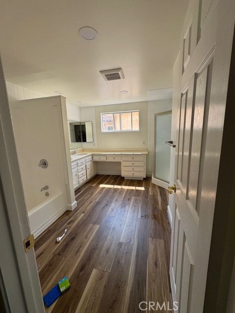 5212 Chablis Circle, Irvine CA: https://media.crmls.org/medias/4edd6316-897c-4ab9-bc3d-3532cdc53d53.jpg