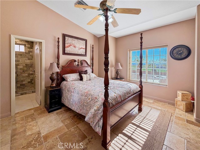 2281 Dekens Court, Blythe CA: https://media.crmls.org/medias/4ede24e8-ccb9-4559-a175-44043e42bded.jpg