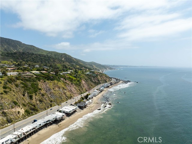 Detail Gallery Image 9 of 10 For 20222 Pacific Coast, Malibu,  CA 90265 - – Beds | – Baths