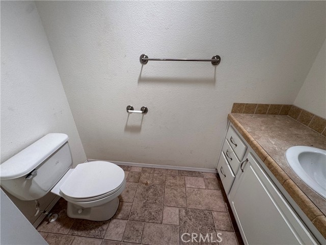 Detail Gallery Image 15 of 43 For 29226 Us Highway 58, Barstow,  CA 92311 - 4 Beds | 2 Baths