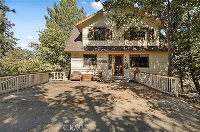 Detail Gallery Image 2 of 27 For 1023 Sandalwood Dr, Lake Arrowhead,  CA 92352 - 3 Beds | 2/1 Baths