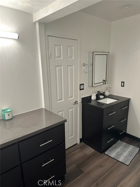 Detail Gallery Image 28 of 41 For 3432 Larissa Dr, Los Angeles,  CA 90026 - – Beds | – Baths