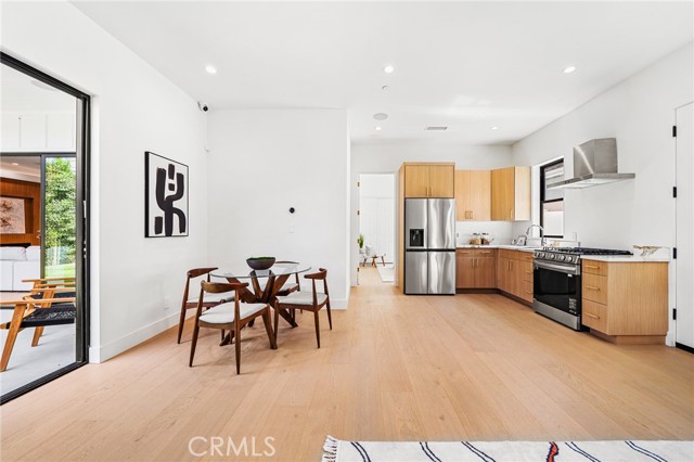 5945 Hesperia Avenue, Encino CA: https://media.crmls.org/medias/4ee19d91-960a-4a6e-bf00-2e3647233e05.jpg