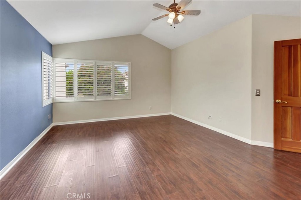 MLS #OC25257492 image #10