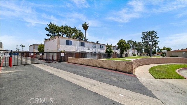 Detail Gallery Image 20 of 24 For 1001 E Camile St #F4,  Santa Ana,  CA 92701 - 2 Beds | 1/1 Baths
