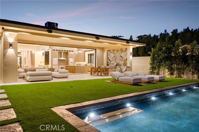 Detail Gallery Image 27 of 72 For 11826 Kling St, Valley Village,  CA 91607 - 6 Beds | 5/1 Baths