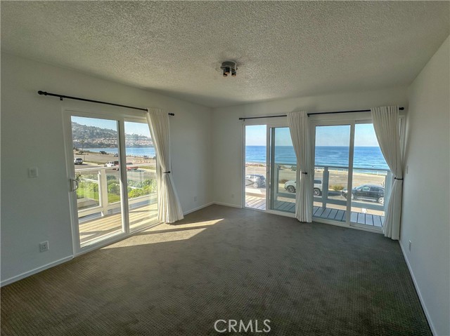 Detail Gallery Image 27 of 44 For 320 Paseo De La Playa a,  Redondo Beach,  CA 90277 - 2 Beds | 2/1 Baths