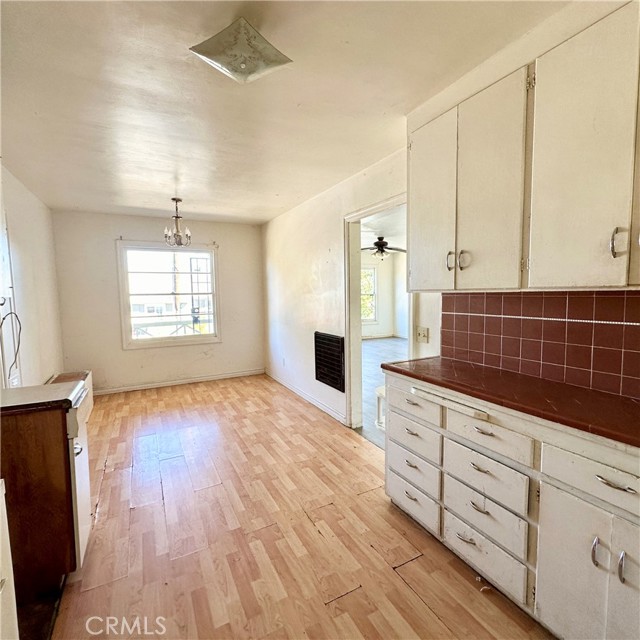 Detail Gallery Image 9 of 17 For 301 N High St, Lakeport,  CA 95453 - 2 Beds | 1 Baths