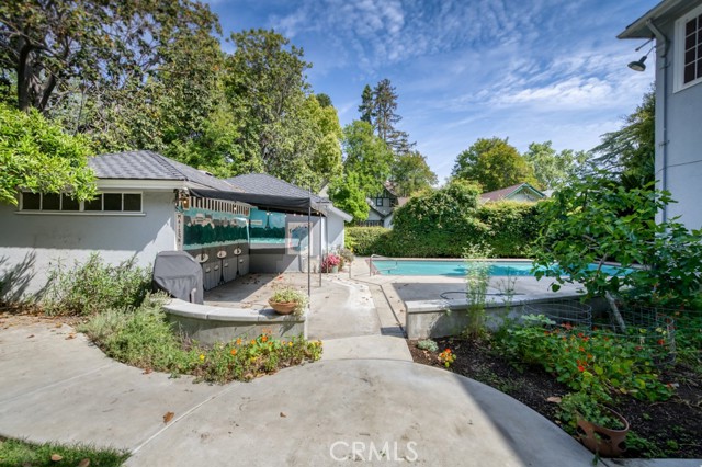 Detail Gallery Image 49 of 66 For 605 E Home Ave, Fresno,  CA 93728 - 5 Beds | 4/1 Baths