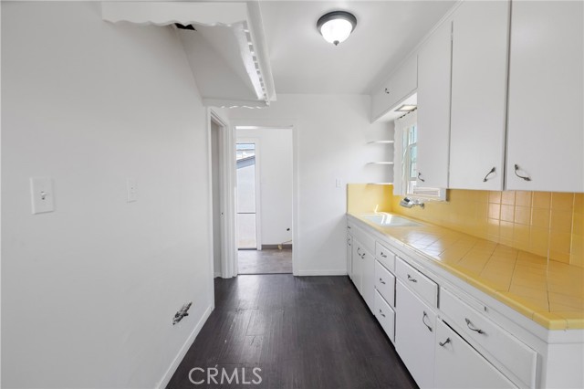 Detail Gallery Image 8 of 32 For 20 S Vega St, Alhambra,  CA 91801 - 2 Beds | 1 Baths