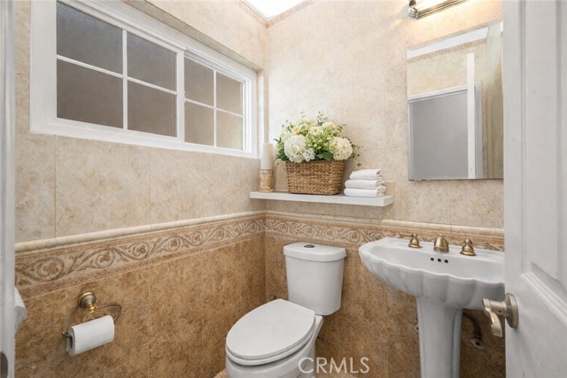 Detail Gallery Image 19 of 24 For 506 W Rosslynn, Fullerton,  CA 92832 - 3 Beds | 2 Baths