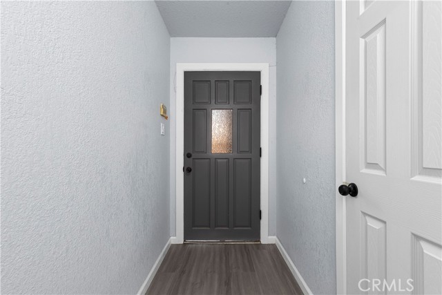 Detail Gallery Image 3 of 17 For 45581 Sancroft Ave, Lancaster,  CA 93535 - 4 Beds | 2 Baths