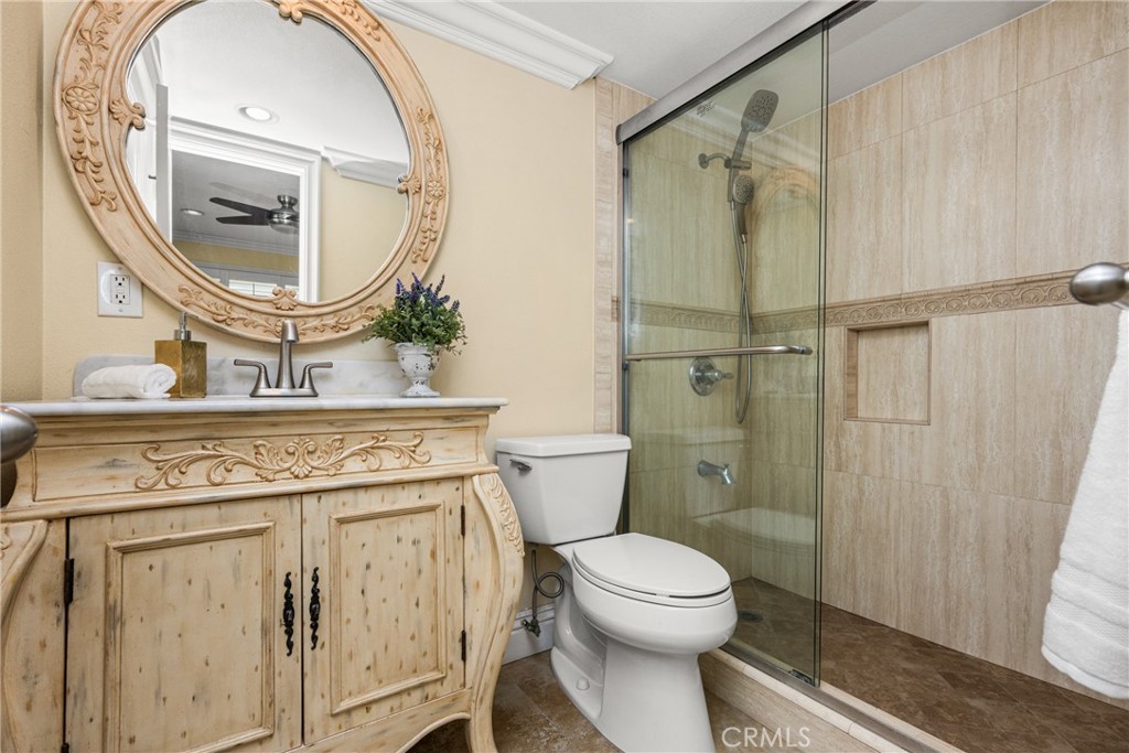 https://media.crmls.org/medias/4ee56c6b-1ced-41f7-86da-652d905c5df2.jpg?preset=X-Large