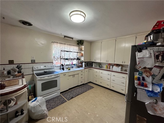 159 S Shasta S Street, Willows CA: https://media.crmls.org/medias/4ee600c8-61c0-4627-8bcd-607f41831677.jpg