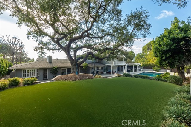 5433 Castle Knoll Road, La Canada Flintridge CA: https://media.crmls.org/medias/4ee65024-07ea-42c5-a89e-d1f2a0af963c.jpg
