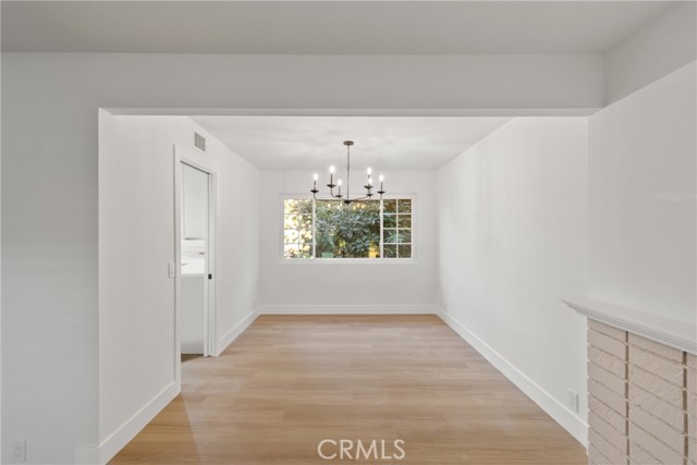 13711 Farmington Road, Tustin CA: https://media.crmls.org/medias/4ee6571f-9d1c-4c8d-b0ec-6a84ca2b3318.jpg