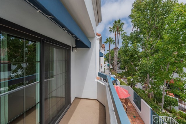 Detail Gallery Image 30 of 43 For 19561 Pompano Ln #104,  Huntington Beach,  CA 92648 - 4 Beds | 2/1 Baths