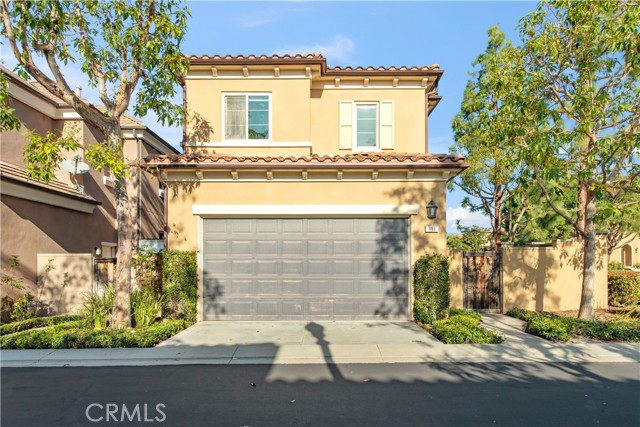 Detail Gallery Image 2 of 27 For 181 Rhapsody, Irvine,  CA 92620 - 3 Beds | 2/1 Baths