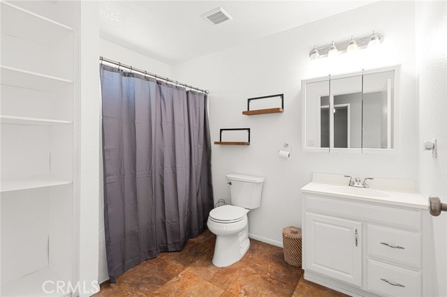 12596 Ross Avenue, Chino CA: https://media.crmls.org/medias/4ee71069-55ff-446d-81a7-a79b07c21717.jpg