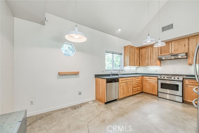 Detail Gallery Image 10 of 46 For 31730 Erie Rd, Coarsegold,  CA 93614 - 2 Beds | 2 Baths