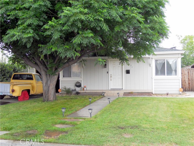 3071 N Crescent Avenue, San Bernardino CA: https://media.crmls.org/medias/4ee7650b-fc8f-4010-b92c-f376e40cc672.jpg