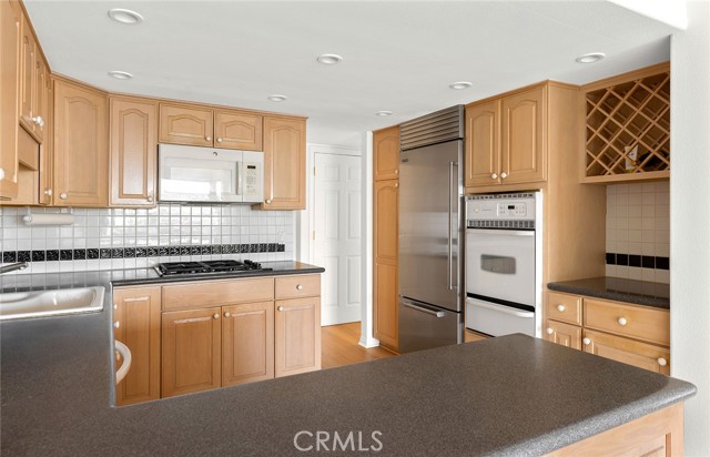 Detail Gallery Image 17 of 52 For 33671 Flying Jib Dr, Dana Point,  CA 92629 - 3 Beds | 2/1 Baths