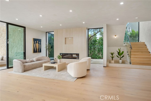 Detail Gallery Image 26 of 72 For 15447 Huston, Sherman Oaks,  CA 91403 - 5 Beds | 5/1 Baths